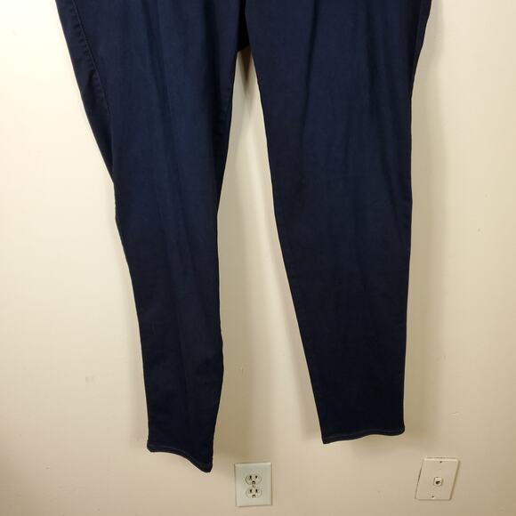 James Jeans Leggy Curvy Crux Double Front Zip Legging in Olefina Size 24 - Picture 2 of 11